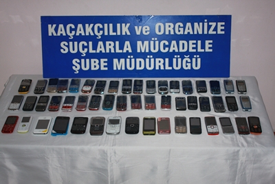 Kaçak Cep Telefonu Operasyonu