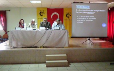 “En Az Bir Kişiye Kur’an Öğretmelisiniz”
