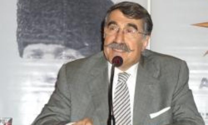 Aksu Anayasa Değişikliğini Anlattı