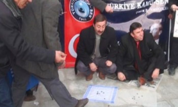 “Allah Rızası İçin Vekile Yardım”
