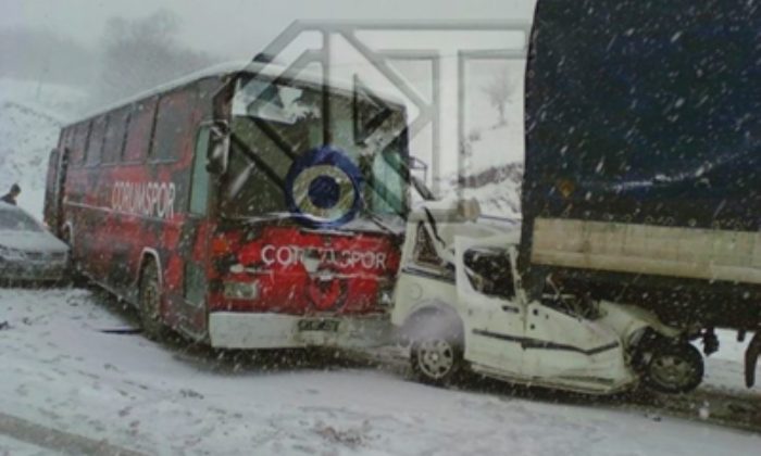Kaza Yapan Sporcular Çorum’a Dönemedi