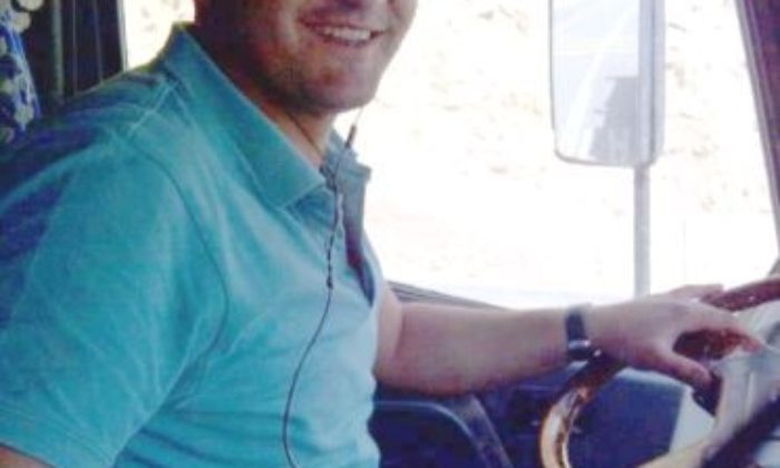 Eşine Mesaj Gönderdi, İntihar Etti