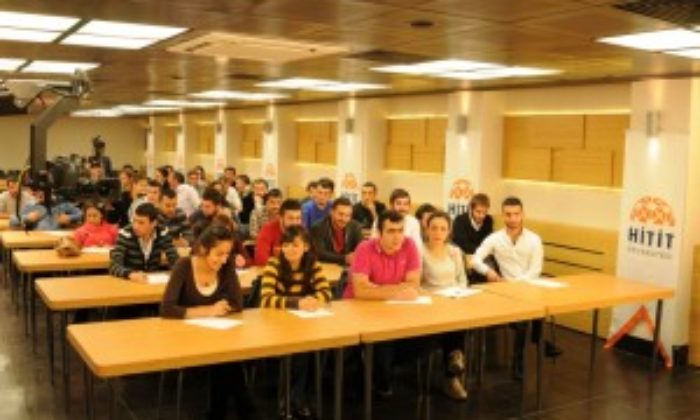 “Açık Üniversite Yollarda” Projesi