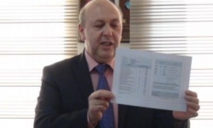 ‘Bakan Sınıfta Kaldı’