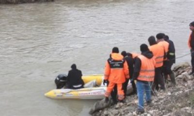 Kamyonet Kızılırmak’a Uçtu, Bir Kişi Kayıp