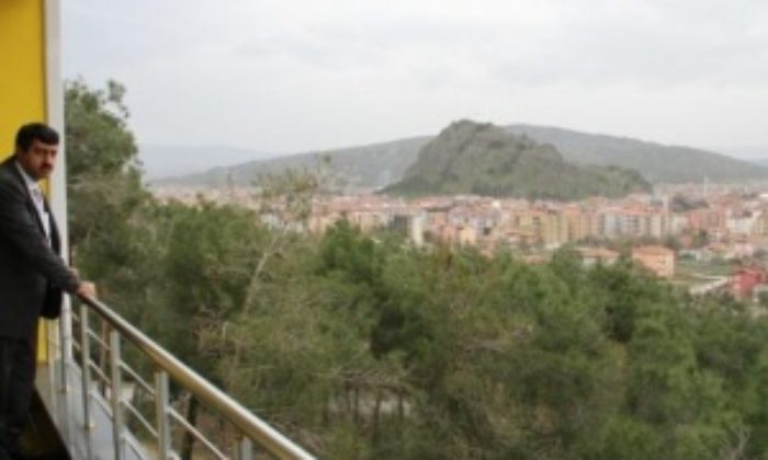 Arafat Tepesi Seyir Evine Dönüştürüldü