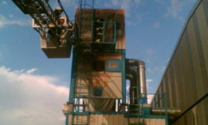 Ahşap Fabrikasında Yangın: 2 Yaralı