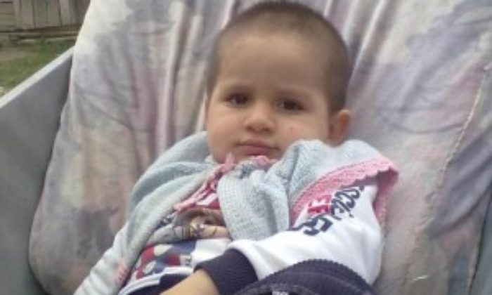 Balkondan Düşen Çocuk Hayatını Kaybetti