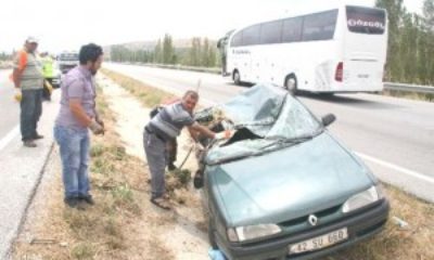 Otomobil Takla Attı: 1 Ölü, 2 Yaralı