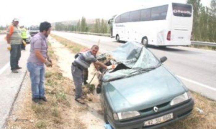 Otomobil Takla Attı: 1 Ölü, 2 Yaralı