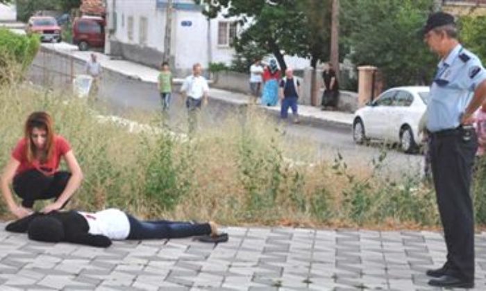 İki Çocuk Annesini Sokak Ortasında Öldürdü