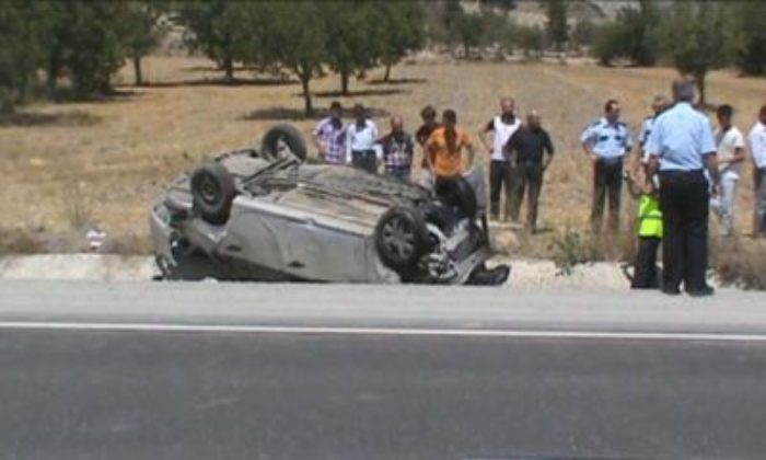 Araç Takla Attı: 2 Yaralı