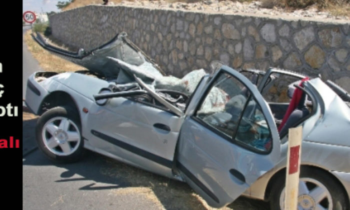 Otomobil Duvara Çarptı: 1 Ölü, 3 Yaralı