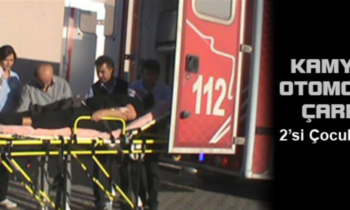 Kamyonet Otomobille Çarpıştı