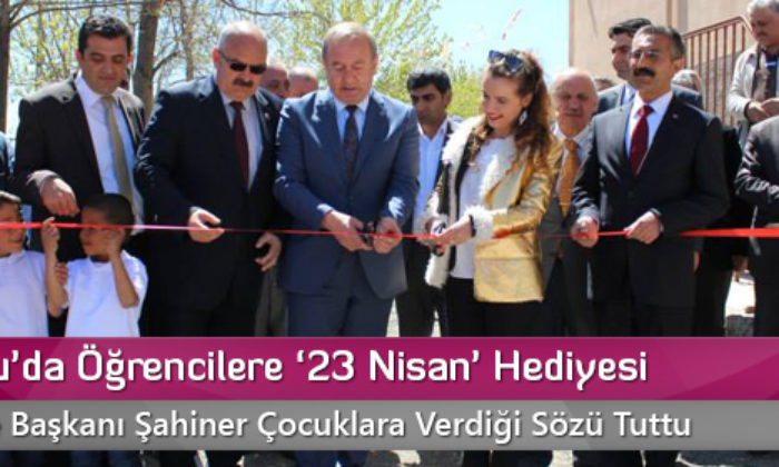 Sungurlu’da Öğrencilere ‘23 Nisan’ Hediyesi