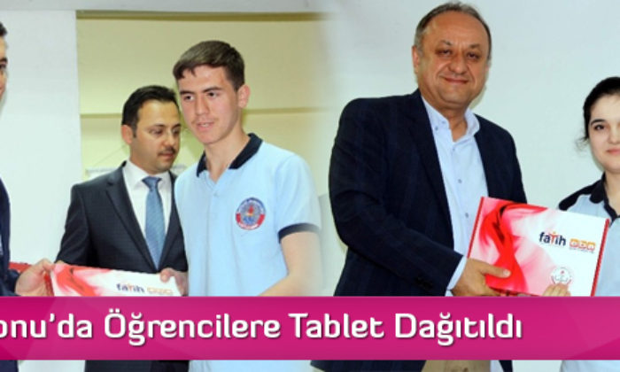 Kastamonu’da Öğrencilere Tablet Dağıtıldı