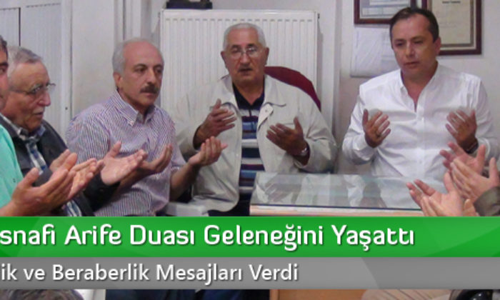 Arasta Esnafı Arife Duası Geleneğini Yaşattı