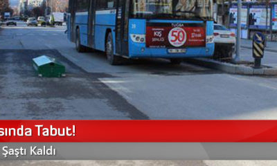 Yol Ortasında Tabut!