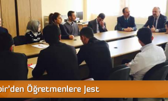 Taner İsbir’den Öğretmenlere Jest