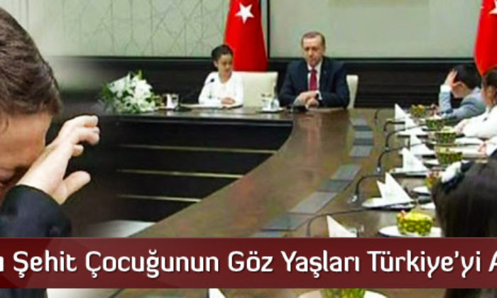 Ağlayan Çorumlu Şehit Çocuğunu Erdoğan Teselli Etti