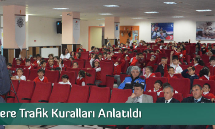 Öğrencilere Trafik Kuralları Anlatıldı