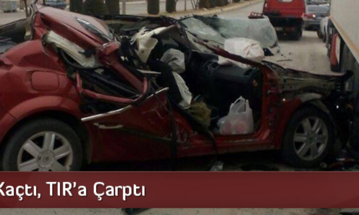 Kediye Çarpmamak İçin Kaza Yaptı