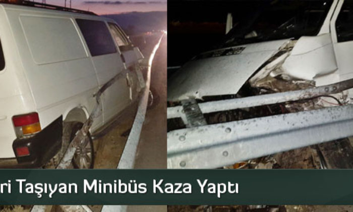Öğrencileri Taşıyan Minibüs Kaza Yaptı
