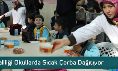 Öğrencilere Öğlen Arasında Çorba İkramı