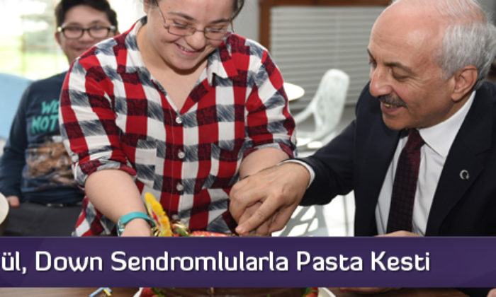 Başkan Gül, Down Sendromlularla Pasta Kesti