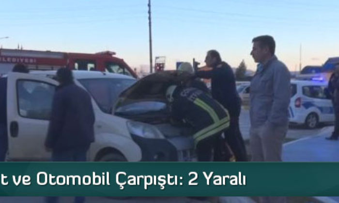 Kamyonet ve Otomobil Çarpıştı: 2 Yaralı
