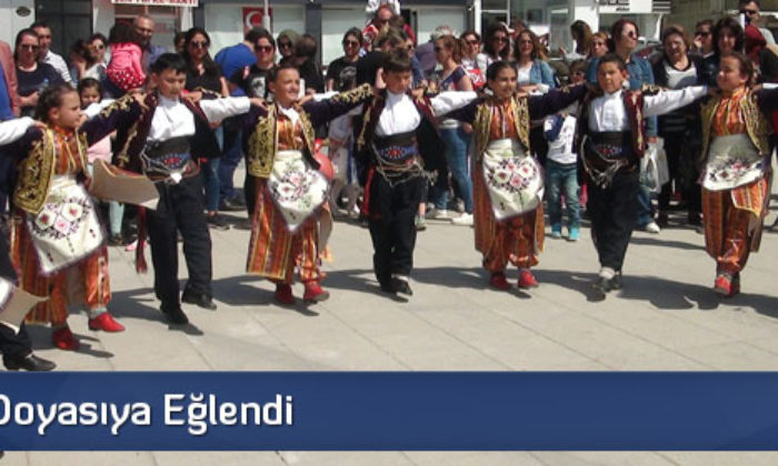 Minikler Doyasıya Eğlendi