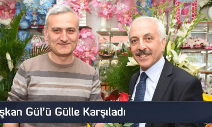 Esnaf, Başkan Gül’ü Gülle Karşıladı