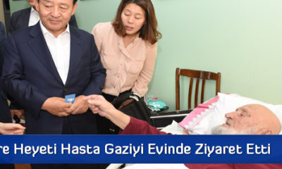 Kore Heyeti Hasta Gaziyi Evinde Ziyaret Etti