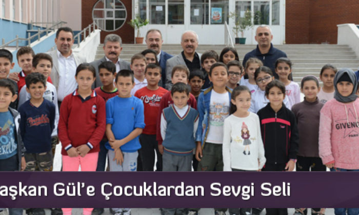 Başkan Gül’e Çocuklardan Sevgi Seli