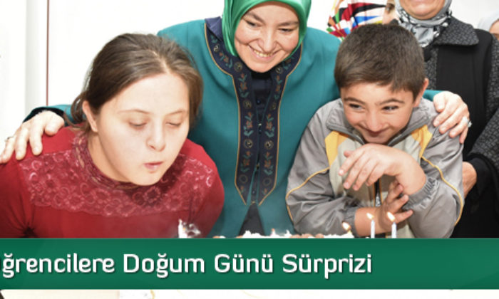 Özel Öğrencilere Doğum Günü Sürprizi