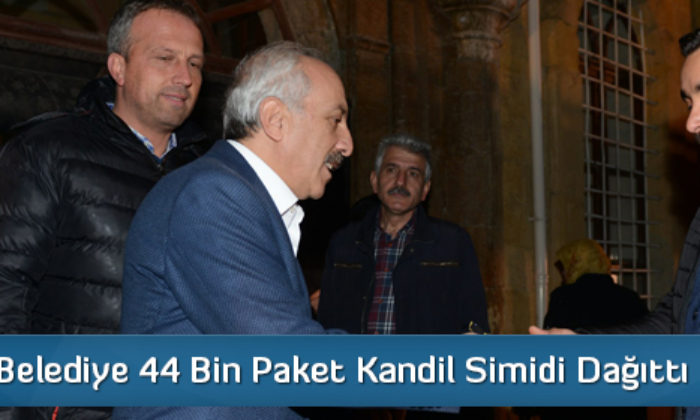 Belediye 44 Bin Paket Kandil Simidi Dağıttı