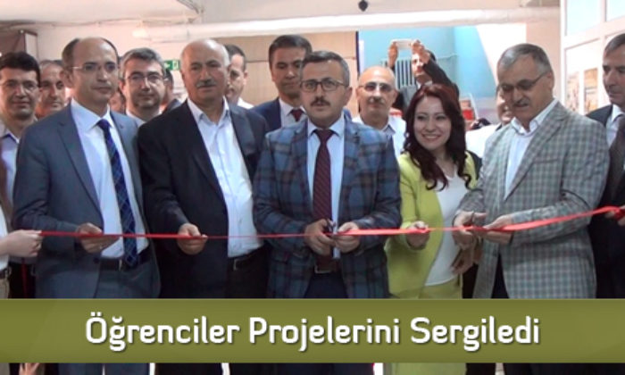 Öğrenciler Projelerini Sergiledi