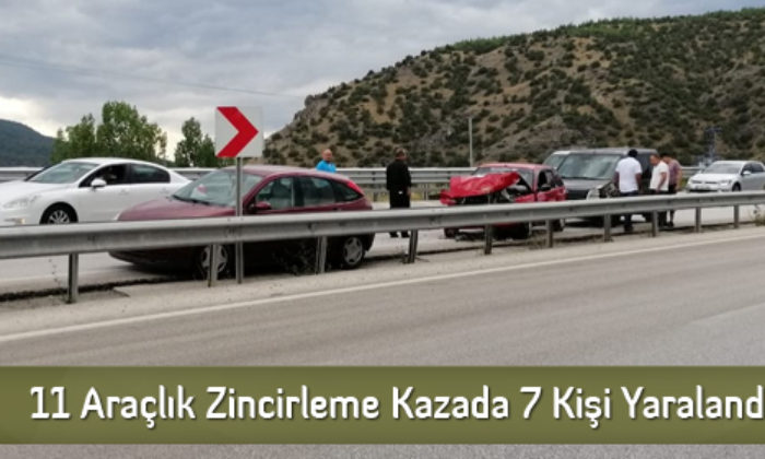 11 Araçlık Zincirleme Kazada 7 Kişi Yaralandı