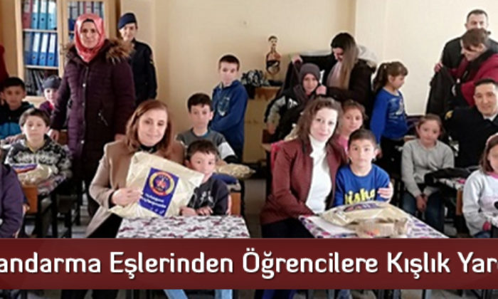 Jandarma Eşlerinden Öğrencilere Kışlık Yardımı