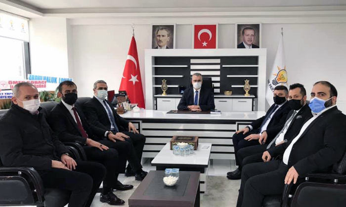 MHP’den AK Parti’ye Hayırlı Olsun Ziyareti