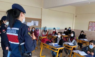 Jandarma Öğrencilerin Heyecanına Ortak Oldu