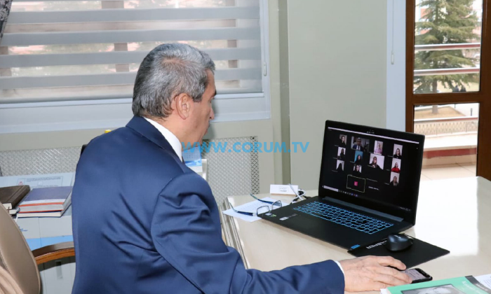 Kuyucaklı Yusuf Romanını Mütalaa Ettiler