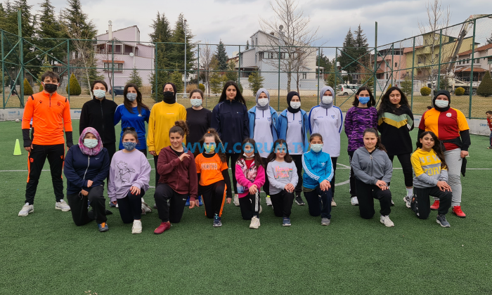 Çorum Vefaspor Kulübü Kadın Futbol Takımı Kurdu