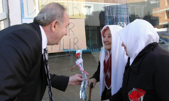“Kadınlarımız Çağdaş Toplumun Mimarıdır”