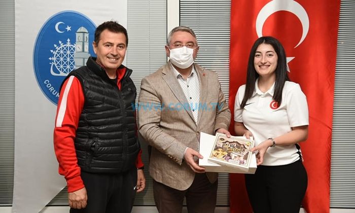 Başkan Aşgın, Milli Sporcularla Buluştu