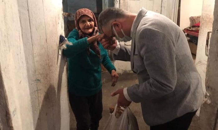 Başkan Ahlatcı, Gönül Sofrasına Konuk Oldu