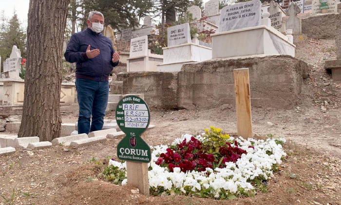 Aşgın, Ersoy’un Kabrini Ziyaret Etti