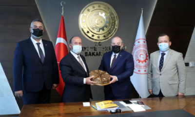 Bakana Sargı Donatısı Makinesini Anlattılar