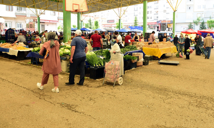 Pazar Yerleri ile İlgili Kararlar Alındı