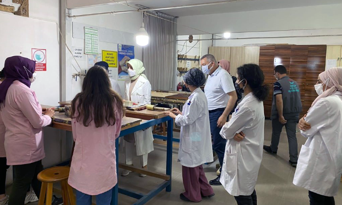 “HEM’lerin Ekonomiye ve Sanata Katkısı Büyük”